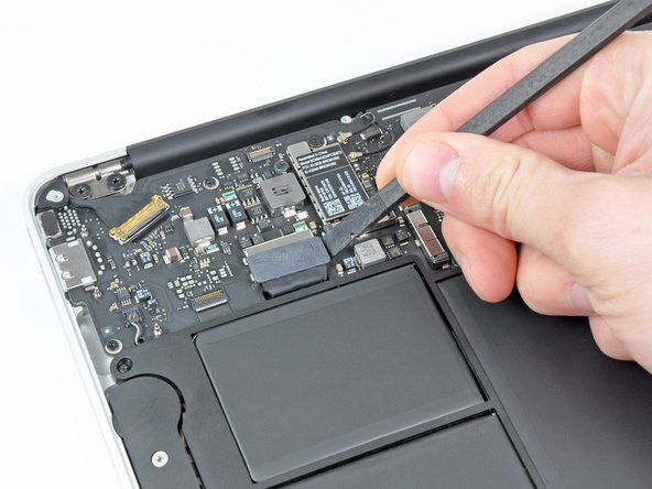 MacBook Air 11" Late 2010 Right Speaker Replacement: step 3, image 2 of 2