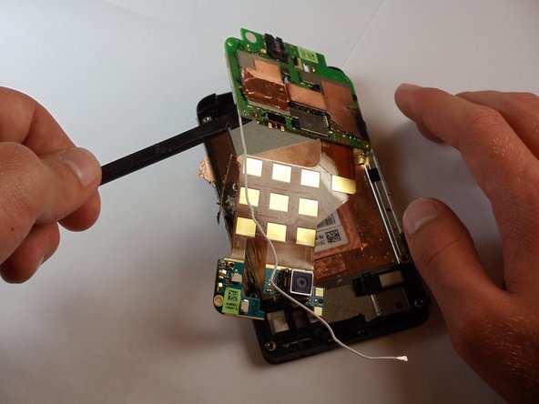 HTC HD2 Screen Replacement: step 20, image 1 of 3