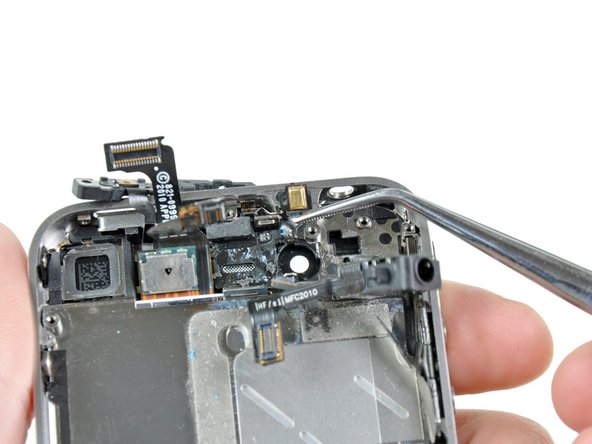 iPhone 4 Power & Sensor Cable Replacement: step 26, image 1 of 1