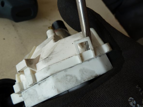 High Pressure Cleaner: step 8, image 2 of 3