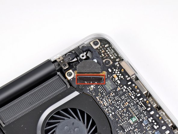 MacBook Pro 15" Unibody Mid 2010 Display Replacement: step 15, image 1 of 3