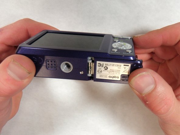 Sanyo VPC S1275 Case Replacement: step 4, image 1 of 2