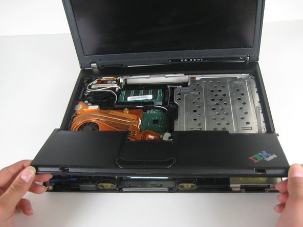 IBM ThinkPad T41 DC in power jack replacement: step 7, image 1 of 1