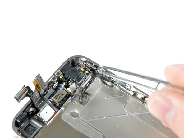 iPhone 4 Headphone Jack & Volume Control Cable Replacement: step 25, image 1 of 2