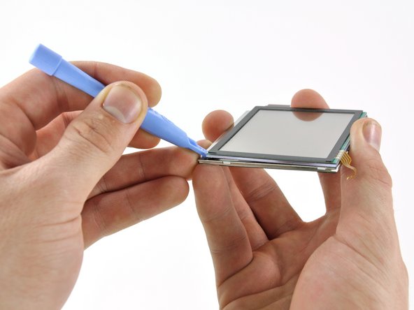 Nintendo DS Lite Lower LCD Replacement: step 18, image 1 of 2