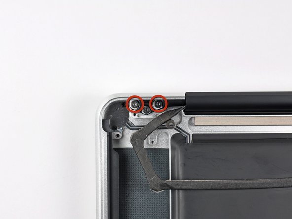 MacBook Pro 15" Unibody Mid 2009 Upper Case Replacement: step 44, image 1 of 2