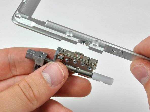 PowerBook G4 Aluminum 15" 1-1.5 GHz Front Display Bezel Replacement: step 46, image 2 of 2