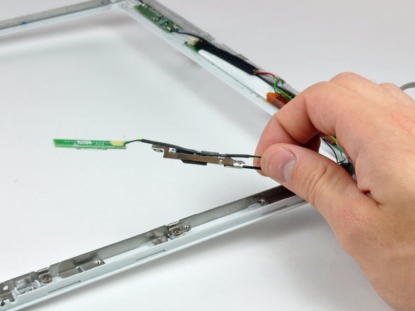 iBook G3 12" Inverter/AirPort Cables Replacement: step 65, image 2 of 2