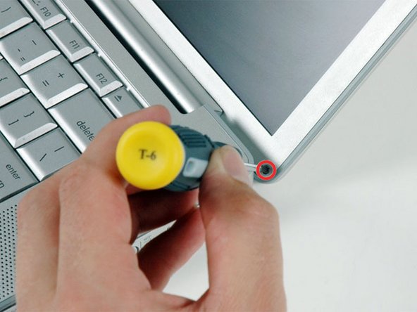 PowerBook G4 Aluminum 15" 1.5-1.67 GHz LCD Replacement: step 3, image 1 of 1