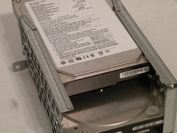 Power Mac G4 MDD Power Supply Replacement: step 10, image 2 of 2