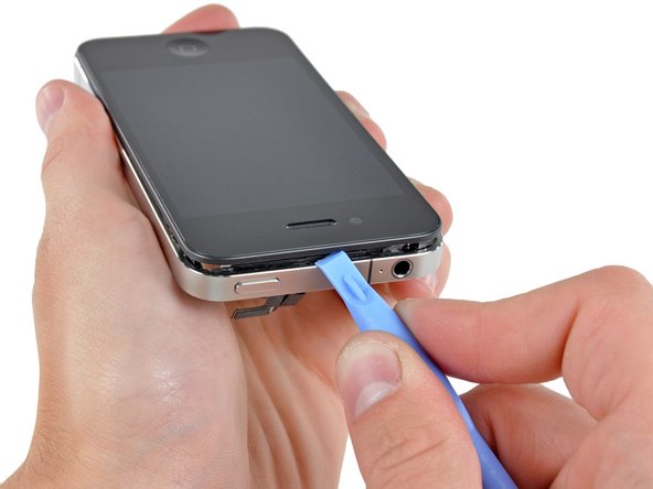 iPhone 4 Home Button Replacement: step 28, image 2 of 2