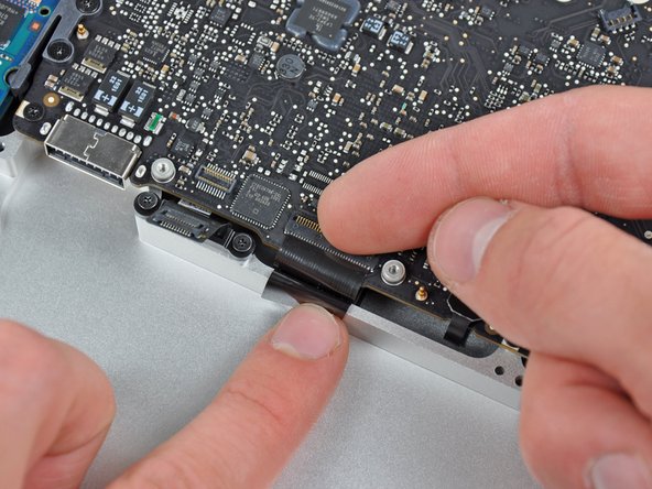 MacBook Pro 15" Unibody Mid 2010 Left Speaker Replacement: step 19, image 1 of 2