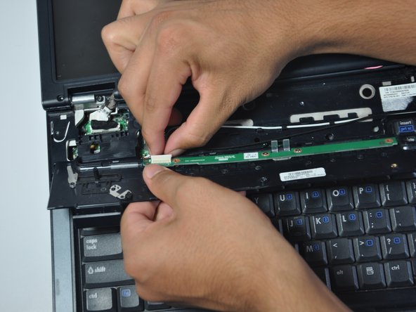 HP Compaq NC6120 CD Drive Replacement: step 5, image 1 of 2