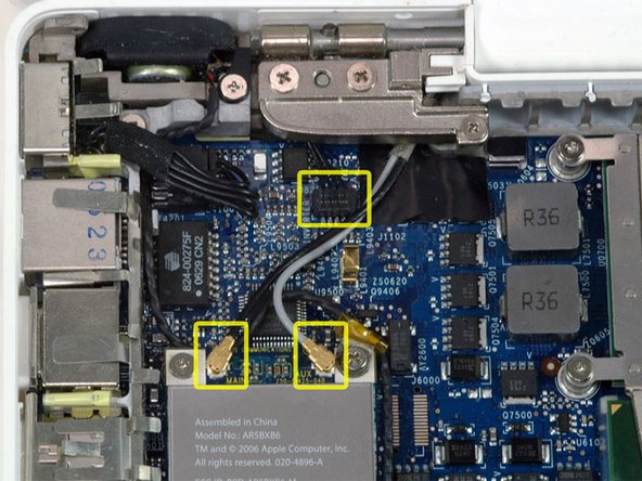 MacBook Core Duo Front Display Bezel Replacement: step 31, image 1 of 1