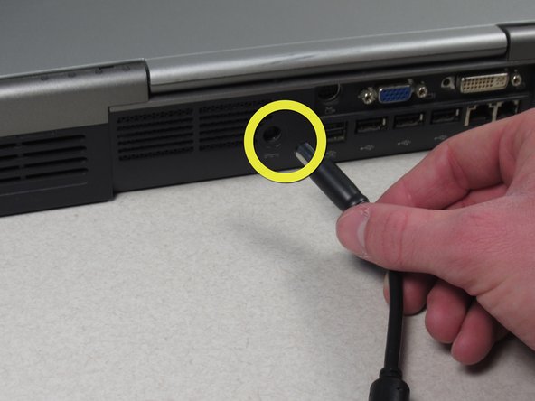 Dell Inspiron 9100 Memory Replacement, Dell Inspiron 9100 Memory Replacement: step 1, image 2 of 3