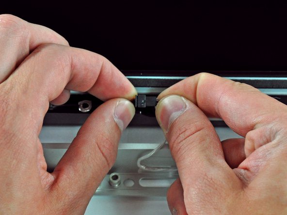 iMac Intel 20" EMC 2266 Hard Drive Data Cable Replacement: step 6, image 1 of 1