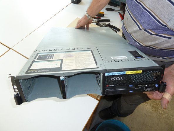 Server, Server: step 1, image 3 of 3