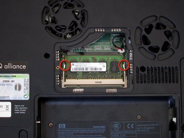 HP Pavilion zd8000 USB Module Replacement: step 4, image 1 of 2