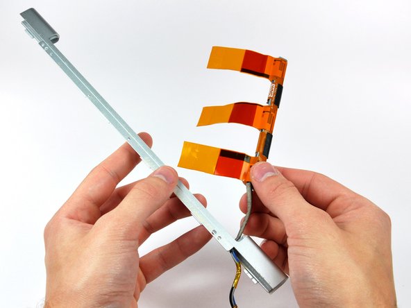 MacBook Pro 17" Models A1151 A1212 A1229 and A1261 Antenna Cables Replacement: step 36, image 1 of 1