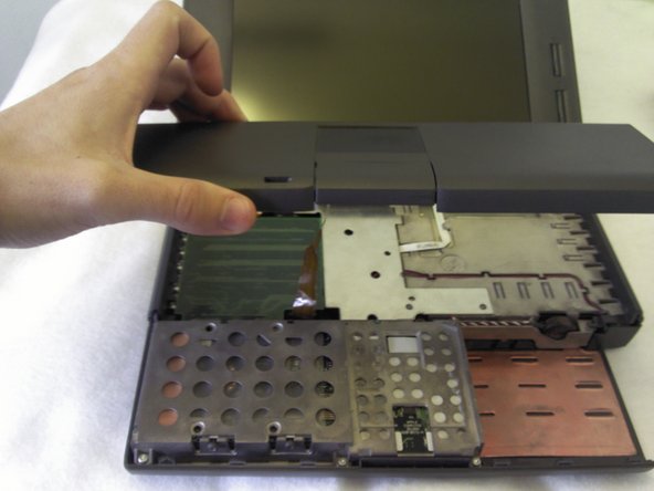 Macintosh Powerbook 5300cs Hard Drive Replacement: step 6, image 3 of 3