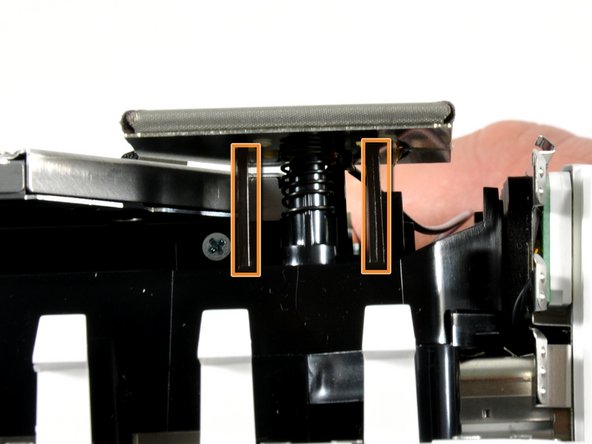 Mac mini Model A1283 Terabyte Drive Replacement: step 4, image 2 of 3