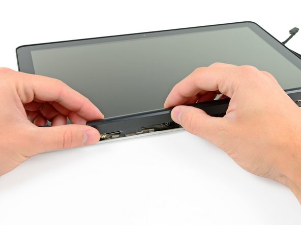 MacBook Pro 13" Unibody Mid 2010 Clutch Cover Replacement: step 16, image 2 of 2