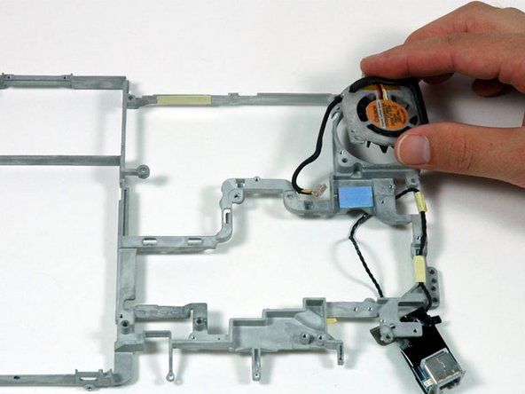 PowerBook G4 Aluminum 12" 1-1.5 GHz Metal Framework Replacement: step 46, image 1 of 1