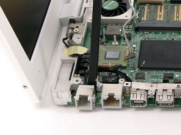 iBook G4 12" 800 MHz-1.2 GHz Logic Board Replacement: step 49, image 1 of 1
