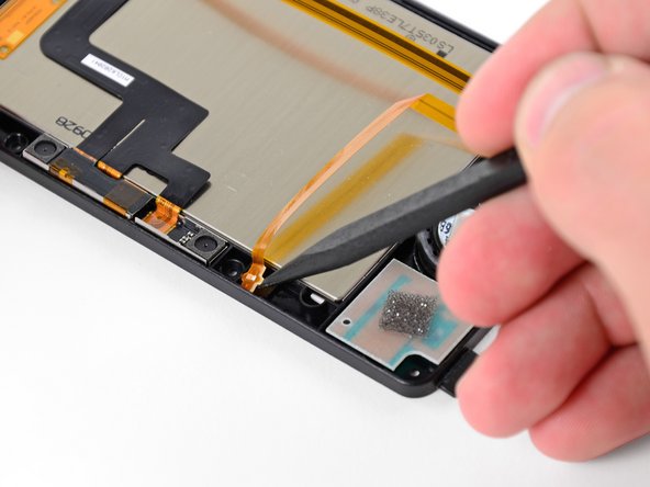 Nintendo 3DS Speaker Assembly Replacement: step 34, image 3 of 3