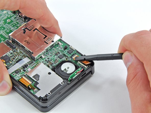 Nintendo 3DS Wi-Fi Antenna Replacement: step 16, image 1 of 3