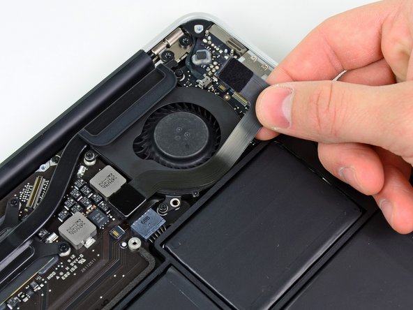 MacBook Air 11" Mid 2011 Heat Sink Replacement: step 7, image 1 of 1