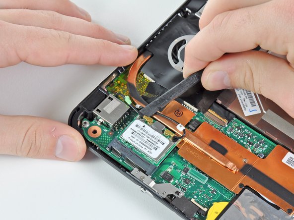 HP Mini 1000 Lower Case Replacement: step 20, image 2 of 3