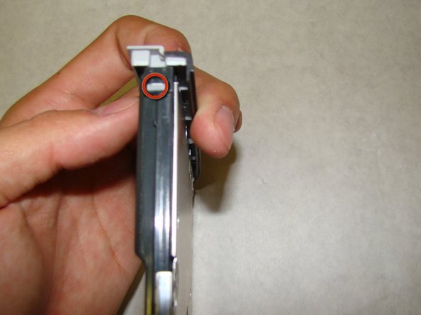 Sony Vaio PCG-7A2L Optical Drive Replacement: step 15, image 1 of 3