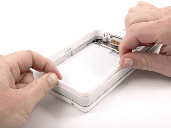 iBook G4 12" 800 MHz-1.2 GHz I/O Bezel Replacement: step 15, image 1 of 1