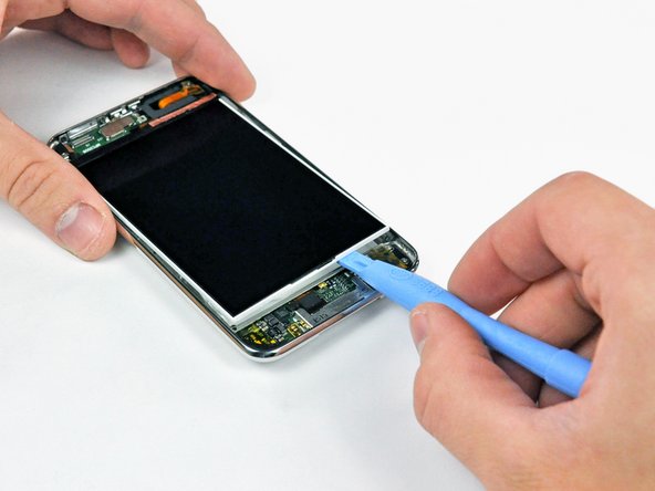 iPod Touch 2nd Generation Rear Panel Replacement: step 9, image 2 of 2