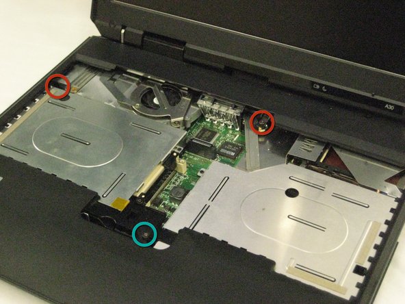 Disassembling IBM ThinkPad A30 Upper Case: step 8, image 2 of 2