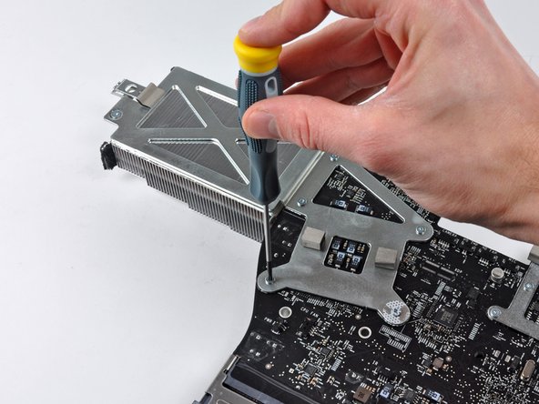 iMac Intel 21.5" EMC 2308 Heat Sink Replacement: step 37, image 3 of 3