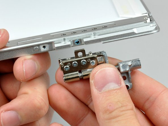 PowerBook G4 Aluminum 15" 1.5-1.67 GHz Left Clutch Hinge Replacement: step 55, image 1 of 1