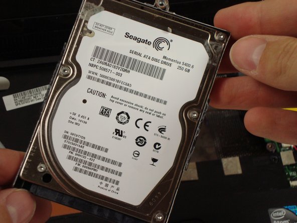 Disassembling Compaq Mini 110 Fan: step 13, image 2 of 2