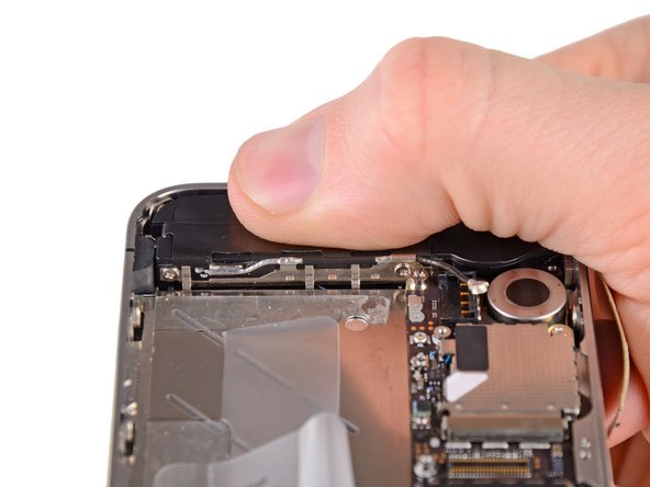 iPhone 4S Speaker Enclosure Replacement: step 14, image 3 of 3