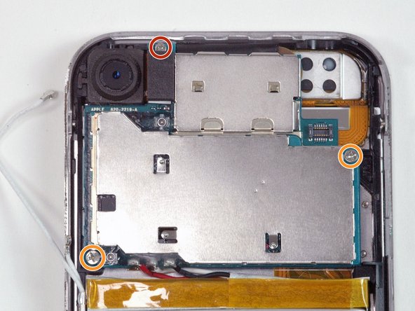 iPhone 1st Generation Logic Board Replacement: step 18, image 1 of 1