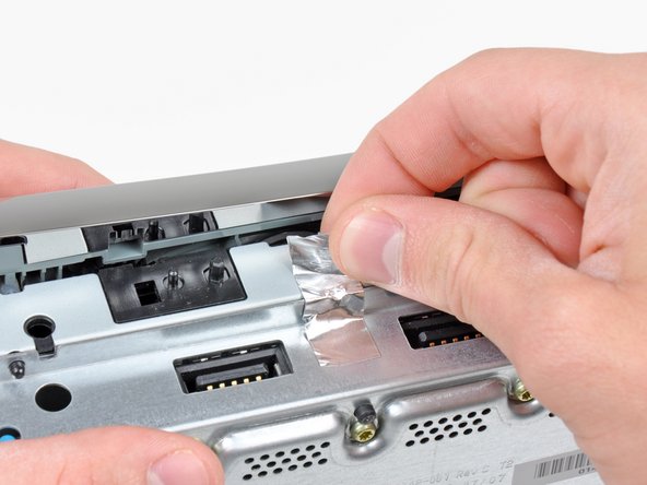 Xbox 360 Dual Fans Replacement: step 29, image 1 of 1