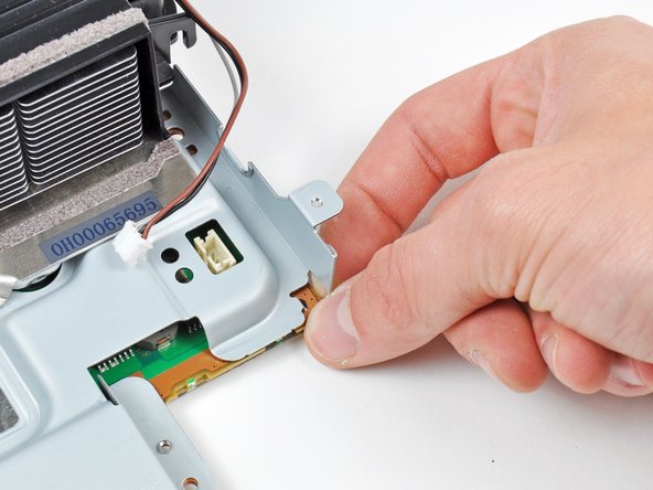 PlayStation 3 Slim Heat Sink Replacement: step 30, image 1 of 2