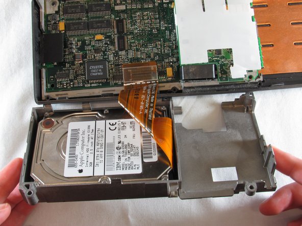 PowerBook 3400 M3553 Hard Drive Replacement: step 15, image 1 of 1