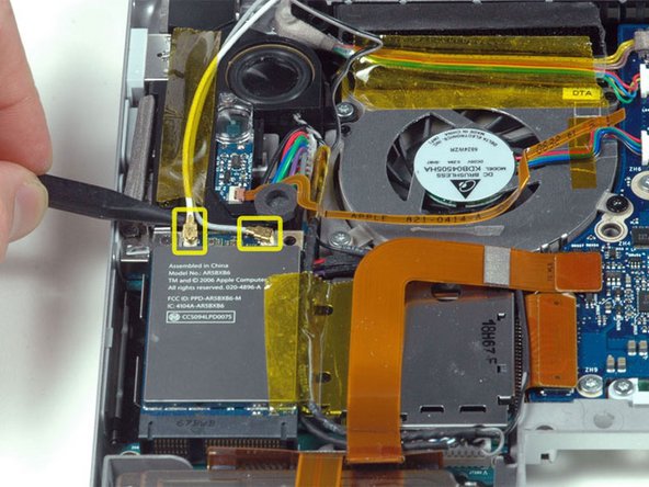 MacBook Pro 15" Core Duo Model A1150 Speakers Replacement: step 18, image 1 of 1