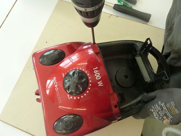 Vacuum Cleaner: step 6, image 1 of 1