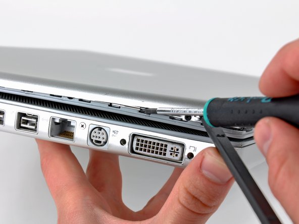 PowerBook G4 Aluminum 17" 1.67 GHz (High-Res) Rear Display Bezel Replacement: step 3, image 2 of 3