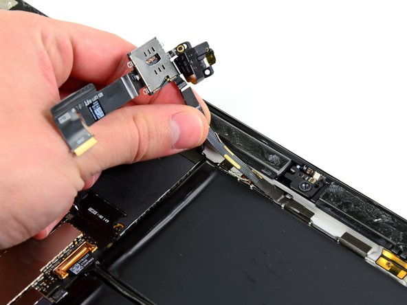 iPad 2 GSM Front Facing Camera Replacement: step 35, image 1 of 1