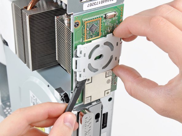 Xbox 360 RF Module Replacement: step 29, image 2 of 3