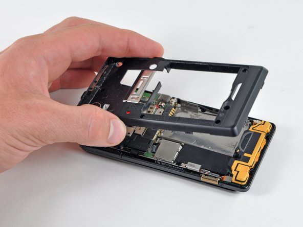 Motorola Droid Rear Case Replacement: step 11, image 2 of 2